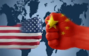Tóm lại, cuộc chiến tranh thương mại giữa Mỹ và Trung Quốc đã gây ra nhiều tác động sâu sắc đến kinh tế hai nước và toàn cầu
