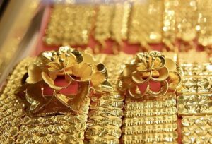 Giảm Giá Hấp Dẫn Tại Nhiều Cửa Hàng Vàng Giữa Thời Điểm Giá Vàng Cao