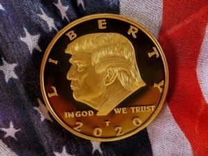 Theo dự đoán của các chuyên gia, giá của $TRUMP có thể tiếp tục giảm xuống